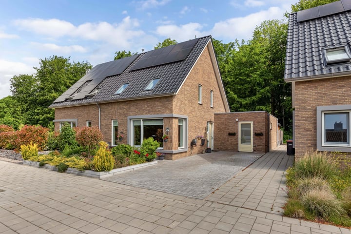 Kerkstraat 21 in Luttelgeest foto