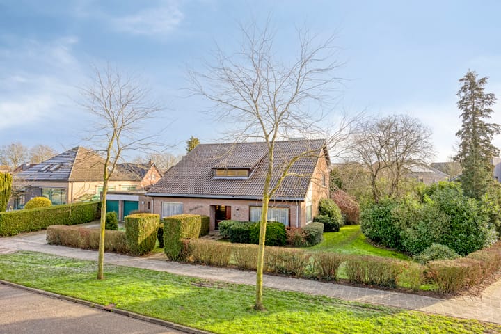 Photo of property Kerkstraat 22, Maasbommel