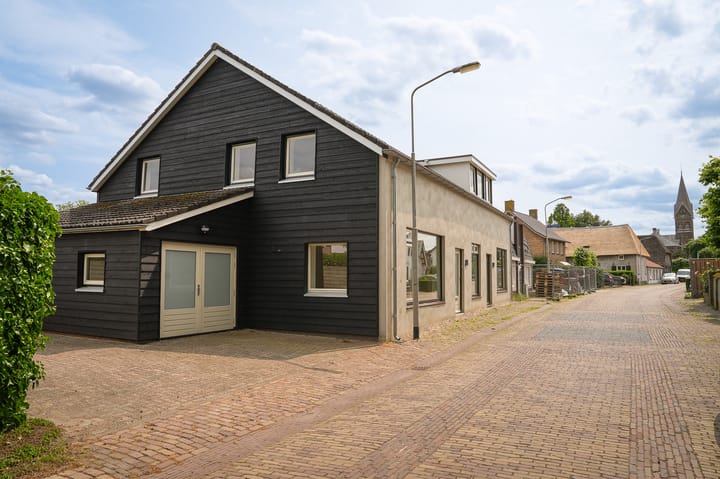 Kerkstraat 24 in Altforst