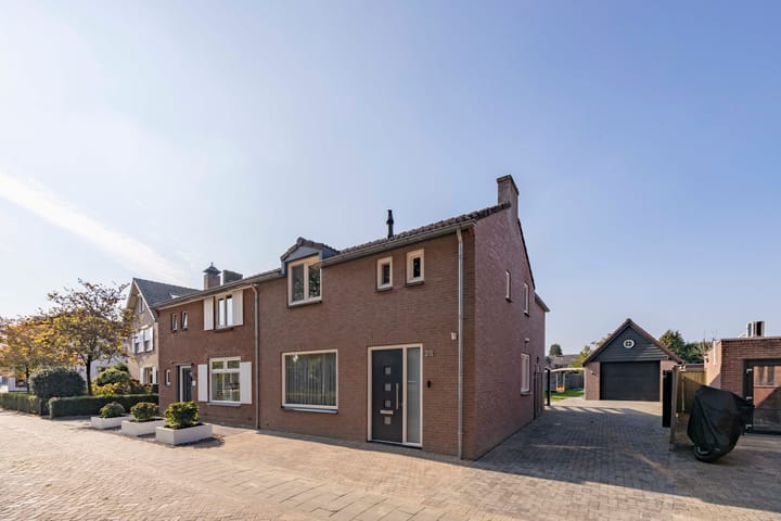 Kerkstraat 28 in Berkel-Enschot