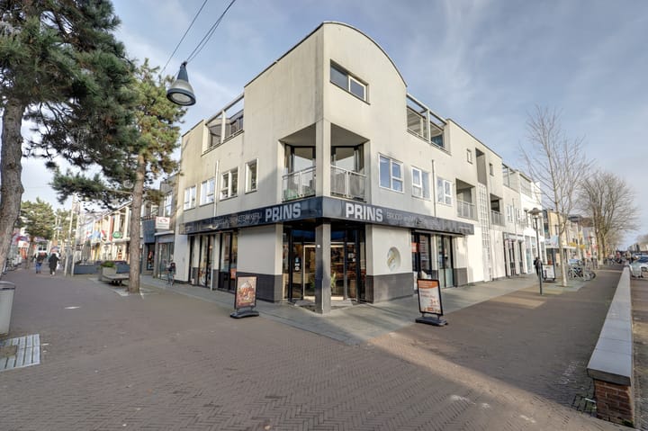 Photo of property Kerkstraat 35, Zeewolde