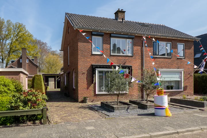 Photo of property Kerkstraat 35, Vriezenveen