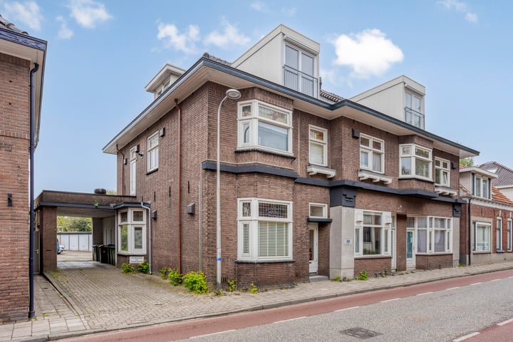 Kerkstraat 38g in Goor