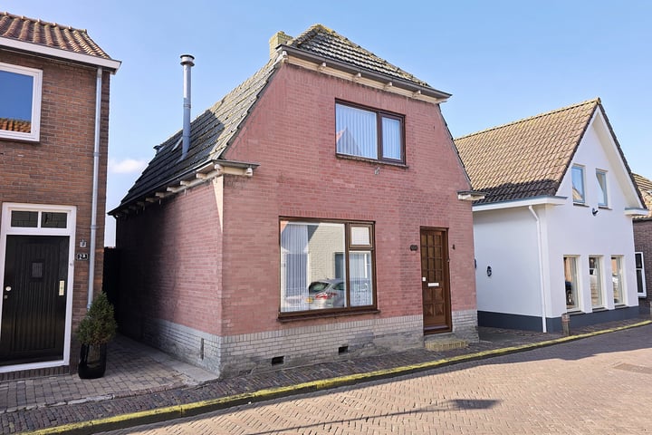 Photo of property Kerkstraat 4, Grafhorst