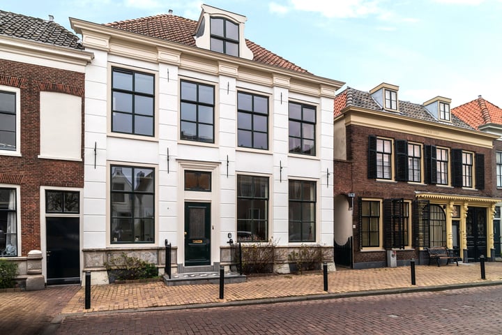 Kerkstraat 42 in Voorburg