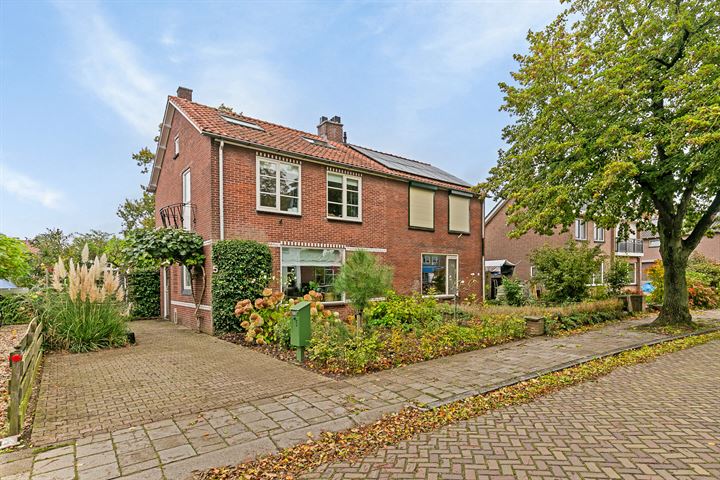 Kerkstraat 5 in Zetten