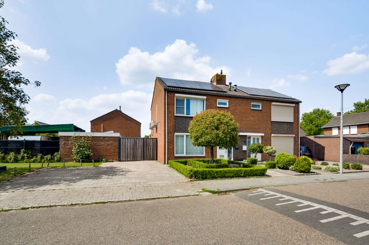 Photo of property Kerkstraat 5a, Kelpen-Oler