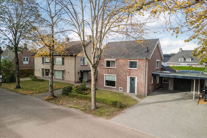 Kerkstraat 6 in Hooge Mierde