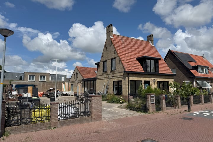 Photo of property Kerkstraat 69, Slootdorp