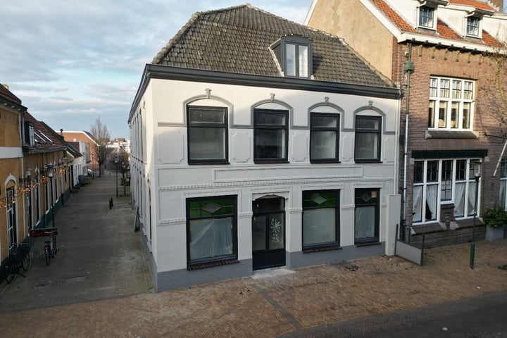 Kerkstraat 6a in Axel