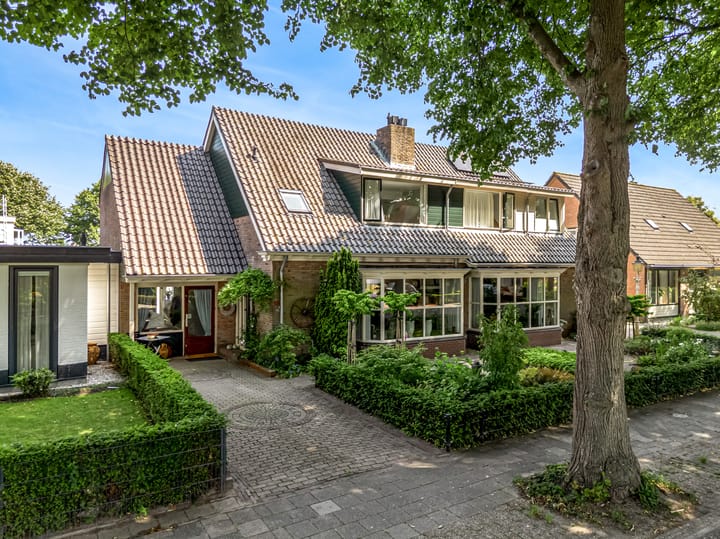 Photo of property Kerkweg 15, Limmen