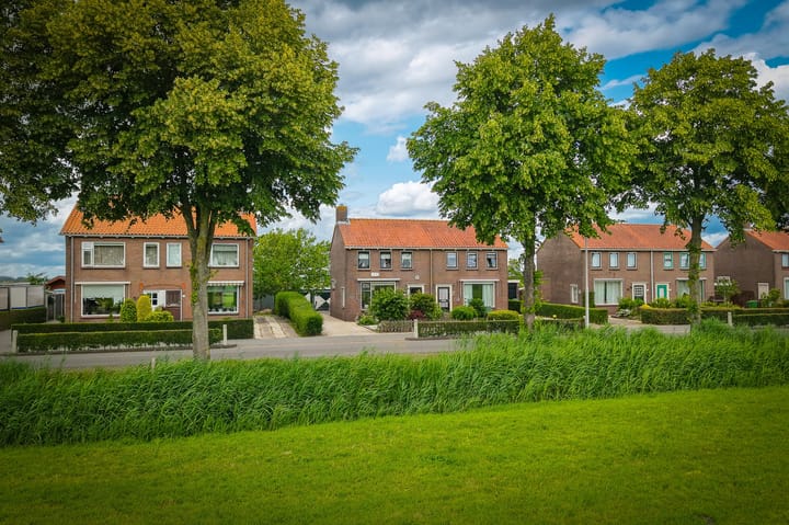 Kerkweg 23 in Leerbroek