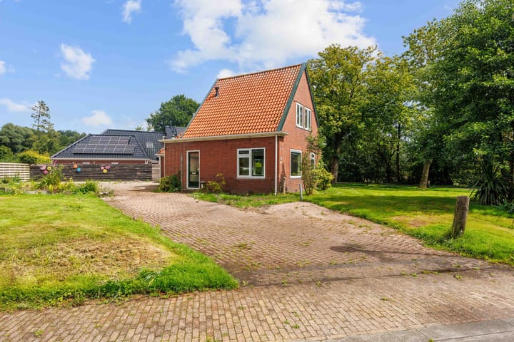 Photo of property Kerkweg 43, Sebaldeburen