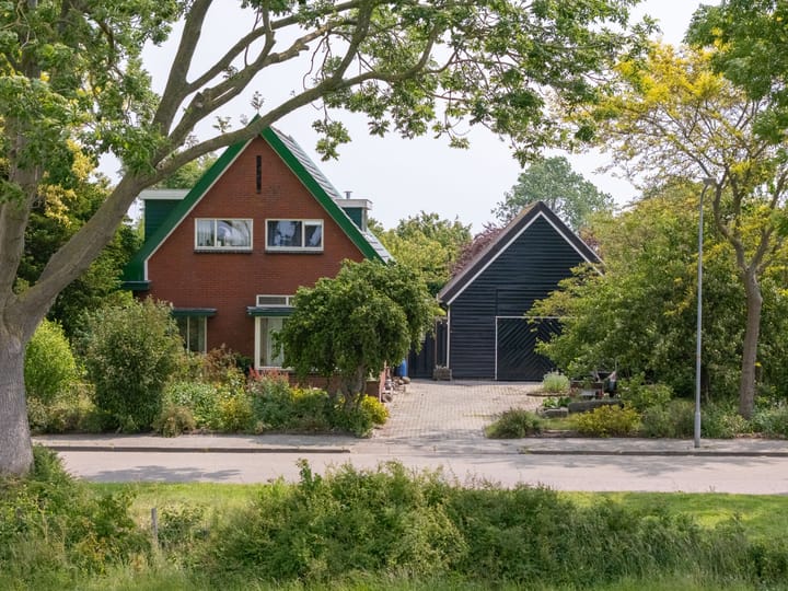 Photo of property Kerkweg 59, Venhuizen