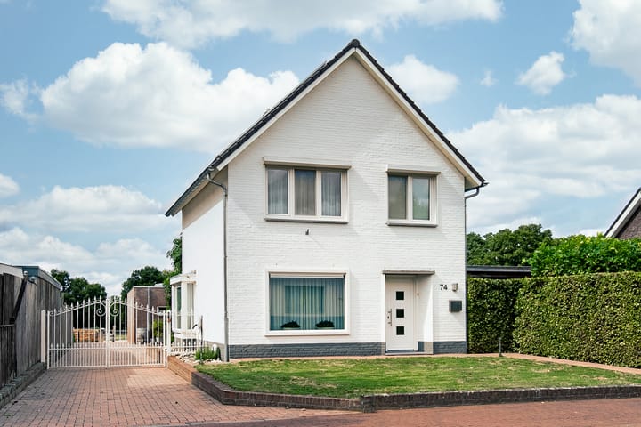 Photo de la maison Kerkweg 74, Maria Hoop