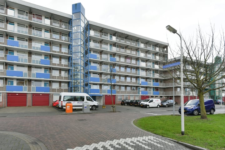 Photo of property Kervelstraat 42, Krommenie