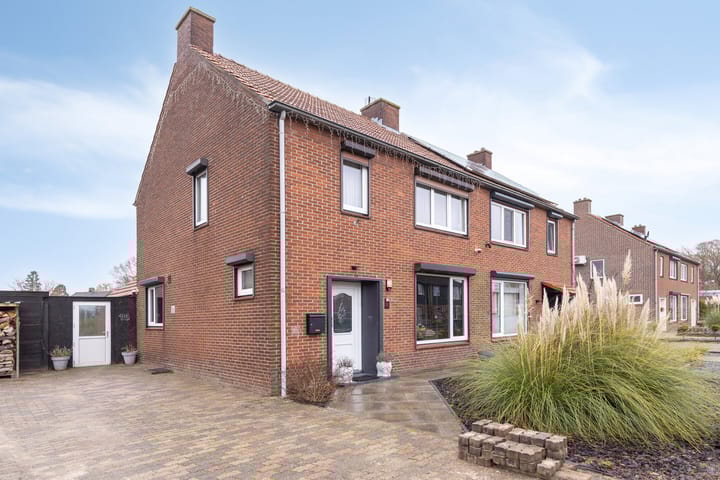 Photo of property Keulerstraat 15, Bergen L