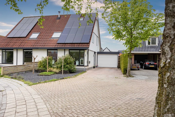 Photo of property Kievit 4, Grootegast