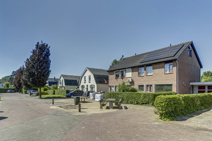 Kievitshof 68 in Elst