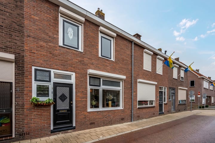 Klaas Benninkstraat 3, Genemuiden Photo of property Klaas Benninkstraat 3, Genemuiden