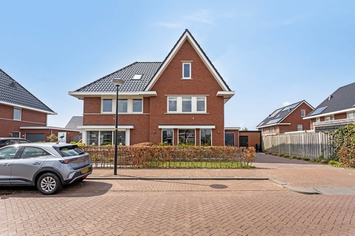 Klaas Pluisterhof 18 in Heerhugowaard