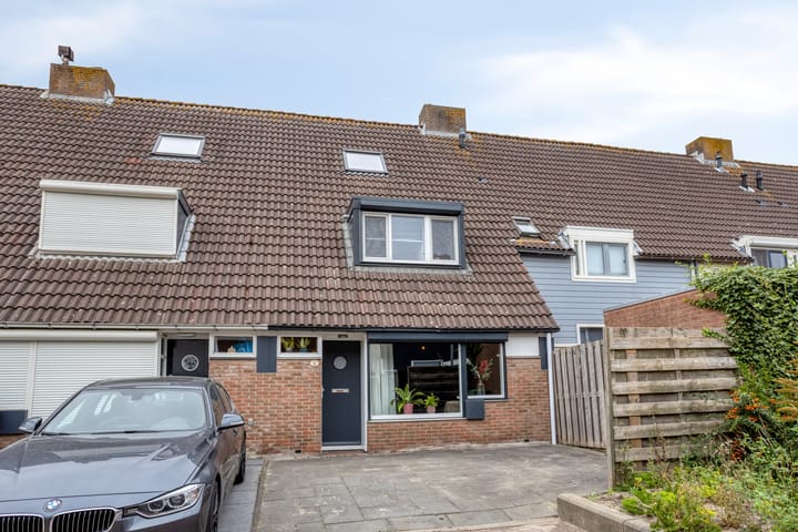 Photo of property Klaproosstraat 31, Arnemuiden