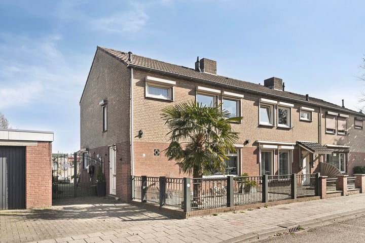 Photo of property Klaproosweg 6, Milsbeek