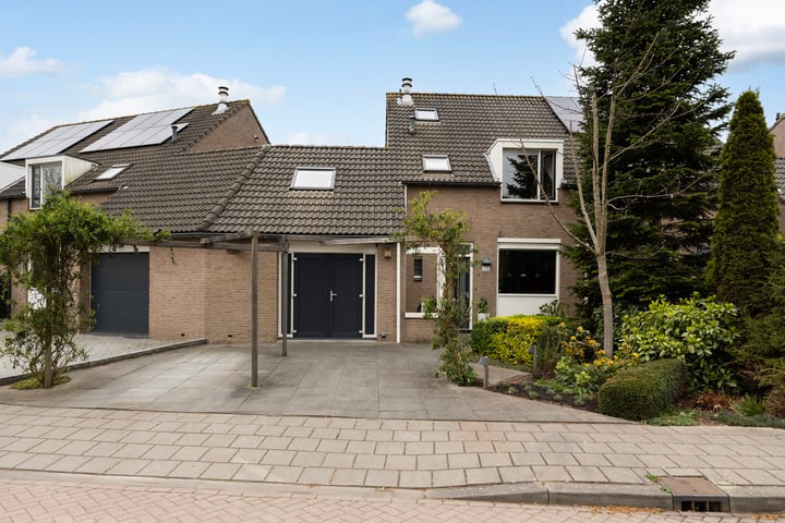Photo of property Klarinetsingel 174, Zwijndrecht