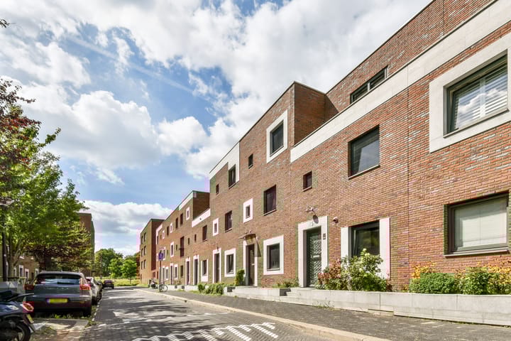 Klaroenstraat 15 in Amsterdam