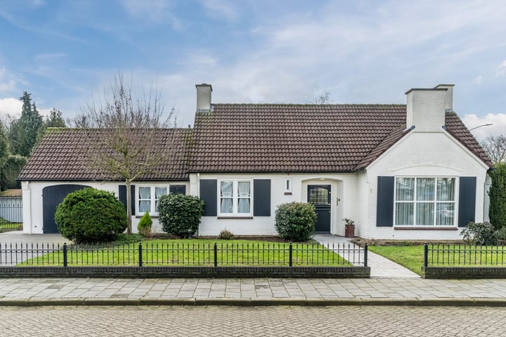 Photo of property Klavecimbellaan 1, Uden