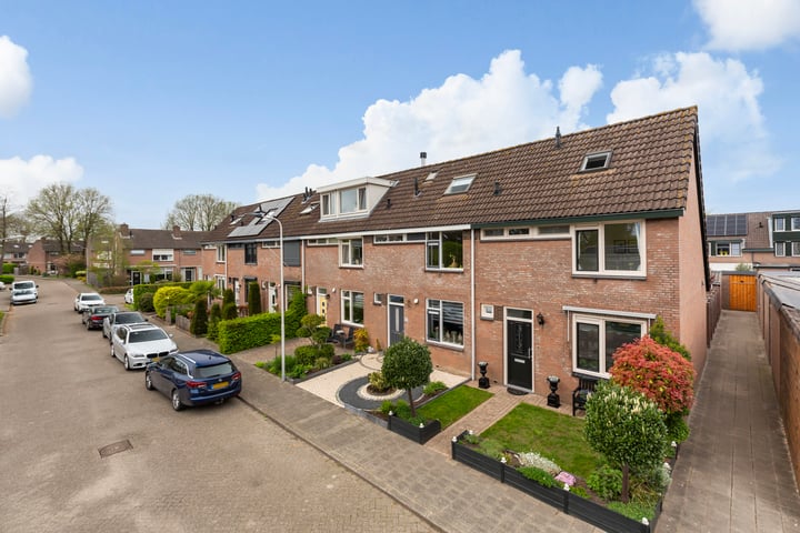 Klaverbladstraat 12 in Klaaswaal