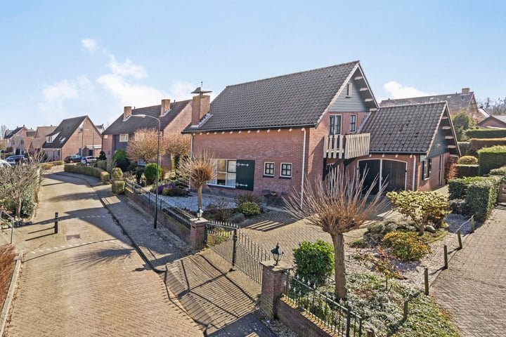 Photo of property Klaverland 4, Hellouw