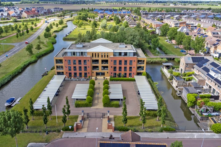 Klaversloot 21 in Broek op Langedijk