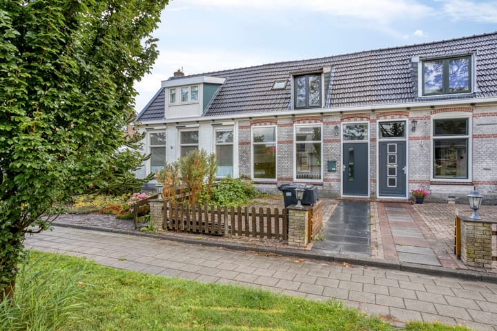 Kleasterdyk 30 in Winsum
