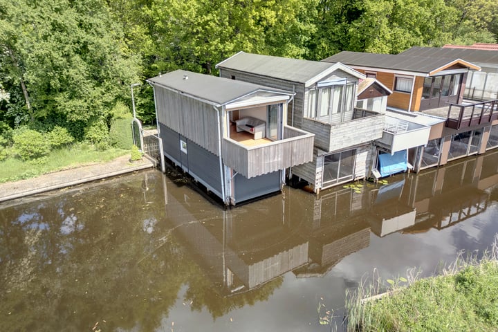 Klein Scheveningen 73 in Kropswolde