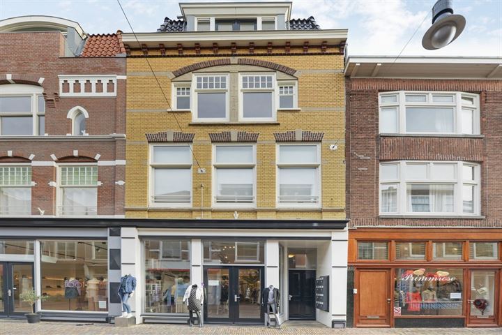 Kleine Houtstraat 21E in Haarlem