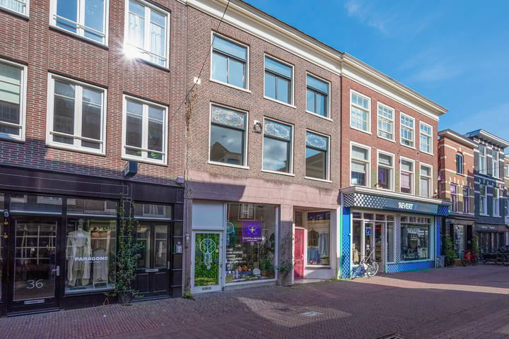 Kleine Houtstraat 34-RD in Haarlem