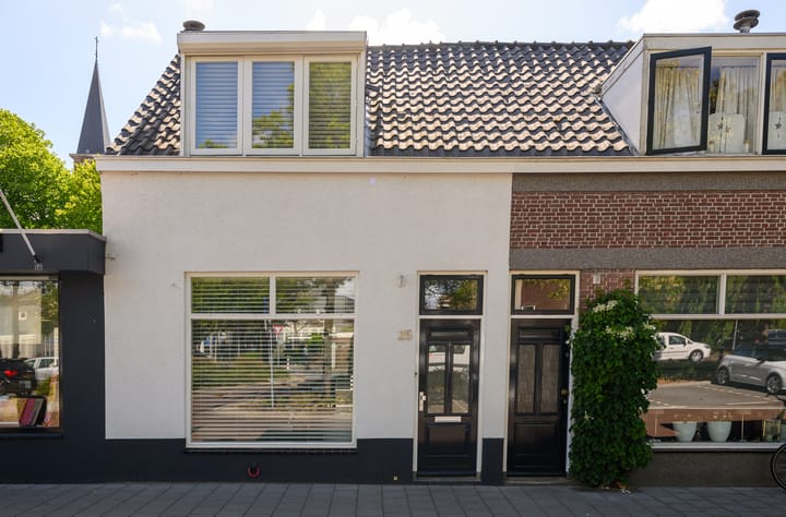 Kleine Woerdlaan 25 in Naaldwijk