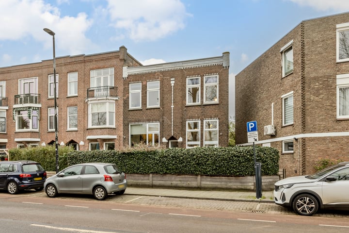 Kleiweg 317 in Rotterdam