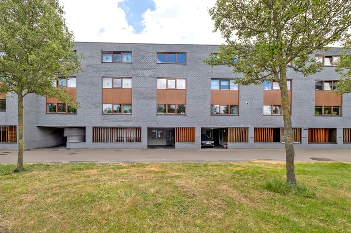 Photo of property Klepel 374, Emmen