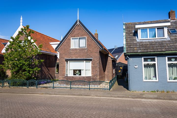 Klieftstraat 42 in Hippolytushoef