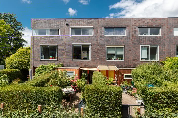 Klifrakplantsoen 60 in Utrecht foto
