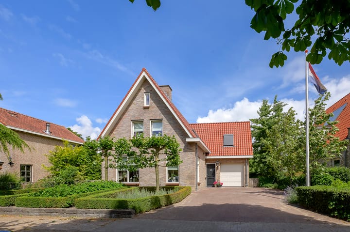 Klinkerlandseweg 28 in Nieuwe-Tonge Foto