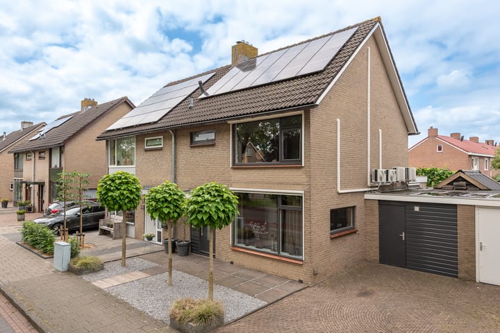 Klokbekerweg 55 in Elburg