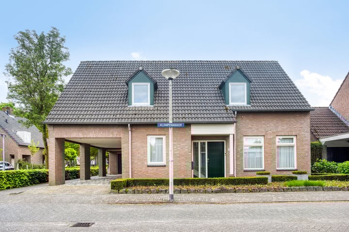 Klompenmaker 32 in Oost West en Middelbeers