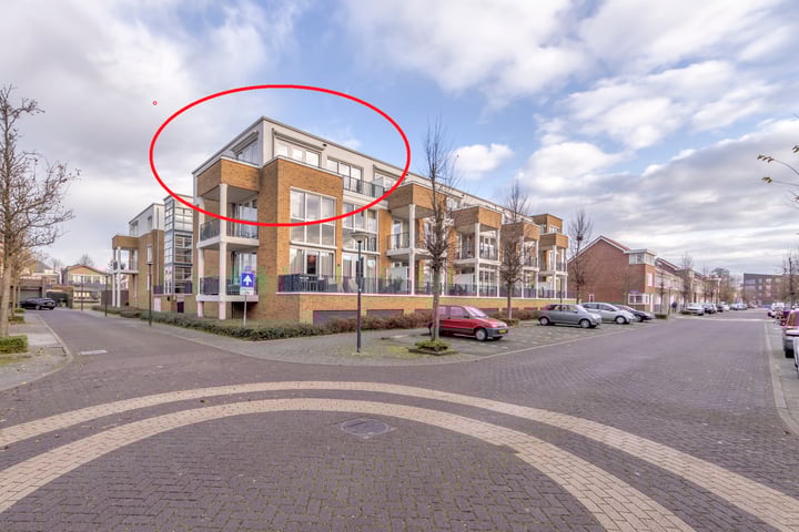 Photo of property Klompéstraat 79, Hardinxveld-Giessendam