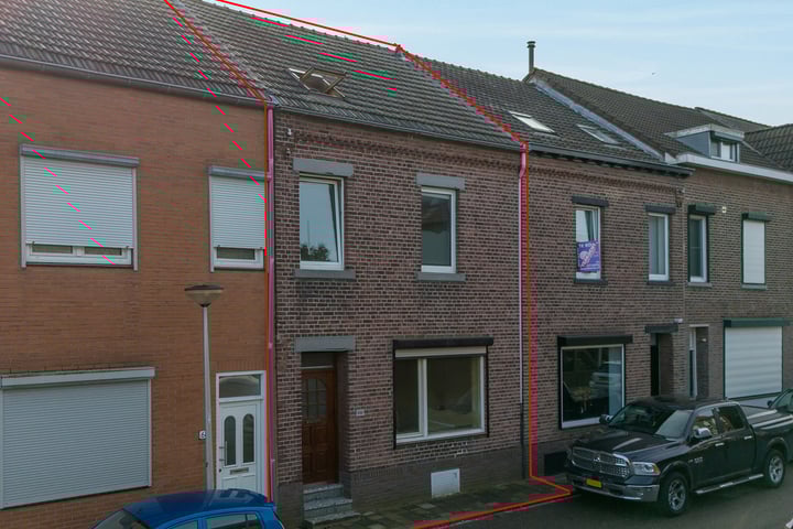 Photo of property Kloosterbosstraat 66, Kerkrade
