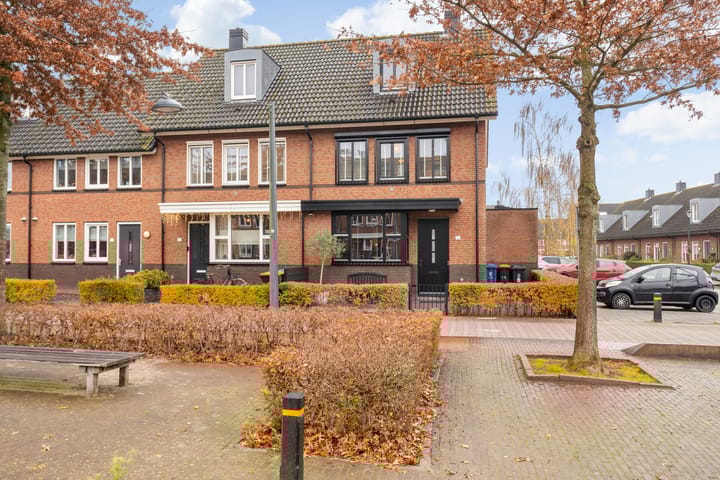 Kloostermuur 16 in Houten photo