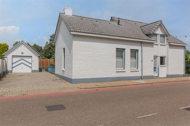 Photo of property Kloosterstraat 10, Heythuysen