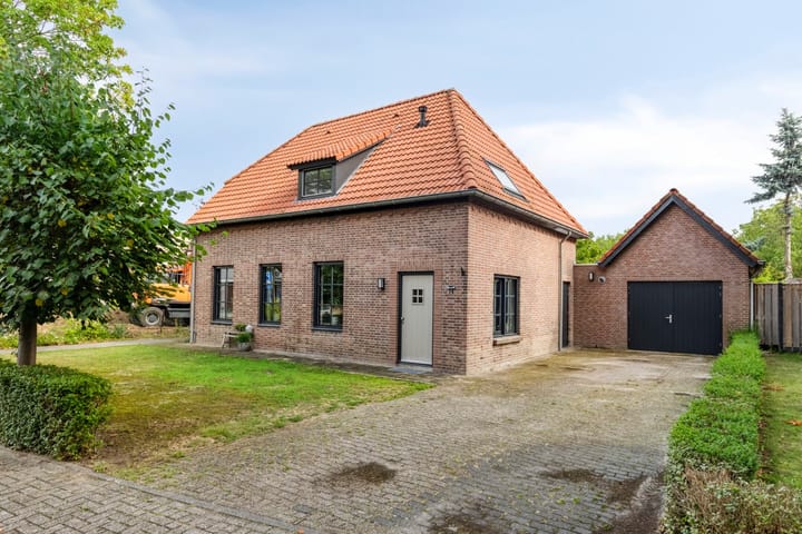 Photo of property Kluisstraat 14, Ommel